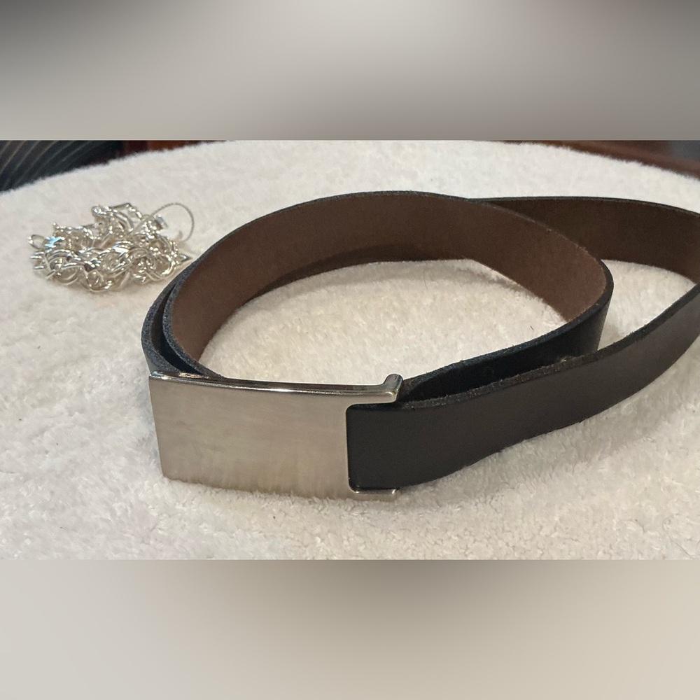 Vintage LANDES Genuine Leather Belt Silver Buckle | Made in Canada | 26"-32"